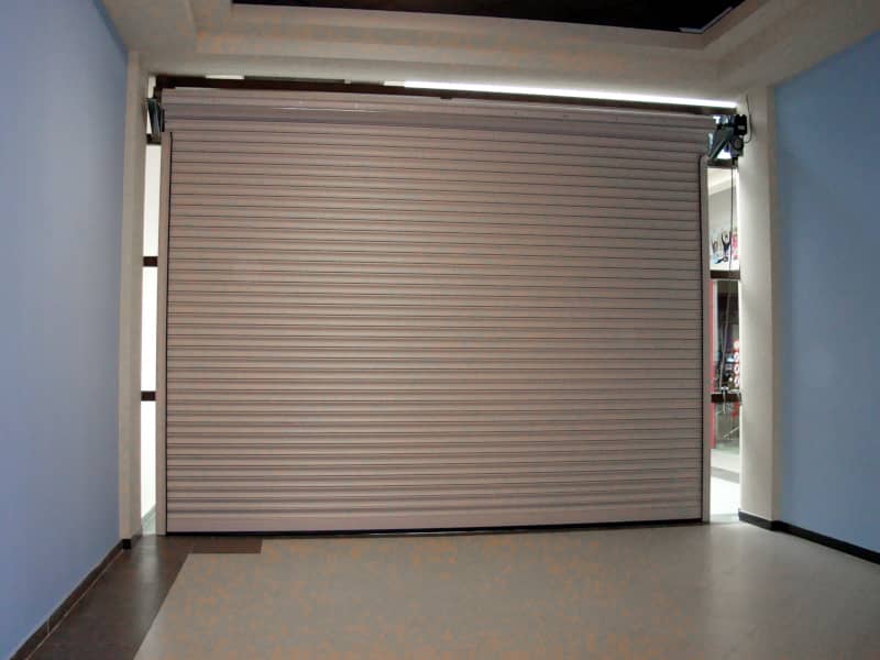 Роллетные ворота DoorHan в Черкесске с установкой