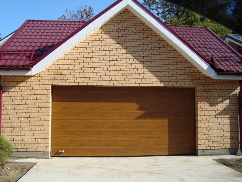 Секционные ворота DoorHan в Черкесске с установкой